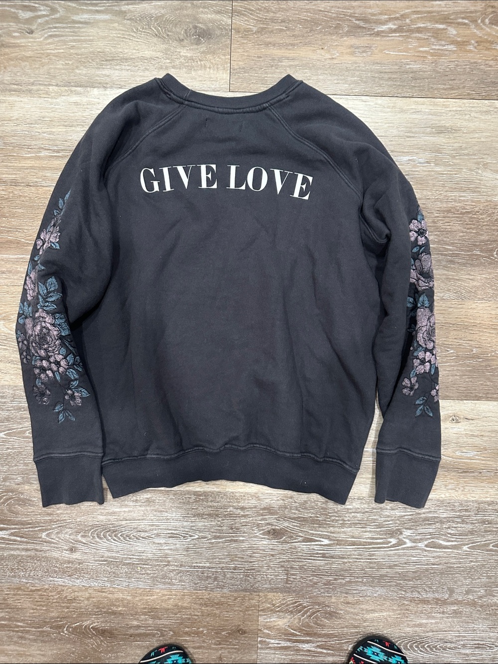 Spiritual Gangster Cozy Crew with  Beautiful Embroidery - Picture 9 of 10